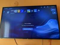 Продавам PlayStation 5 – Дискова версия + 2 джойстика + 6 игри