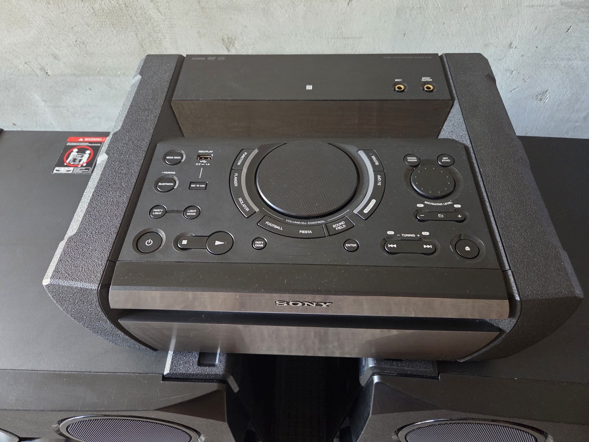 Sony ssshake X70P