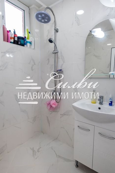 Тристаен ЮЖЕН апартамент НОВО СТРОИТЕЛСТВО в района на Болницата !!!