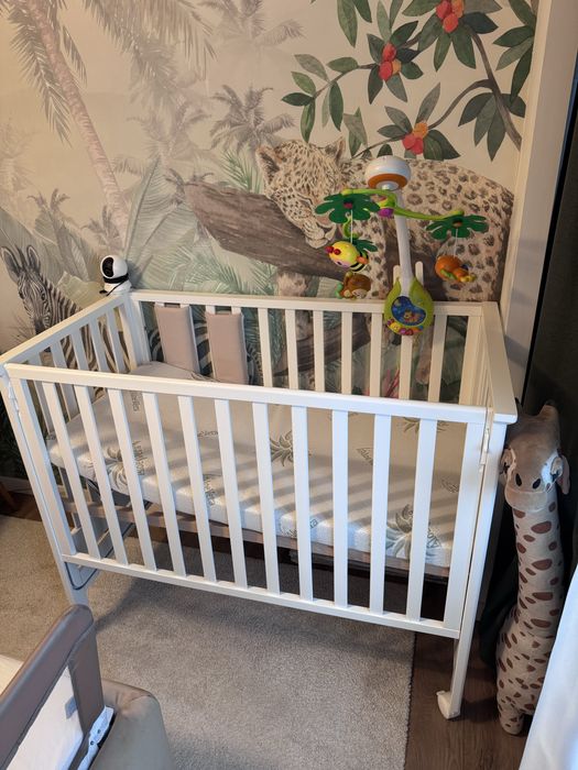 Pat bebe economic cosleeping alb din lemn de fag