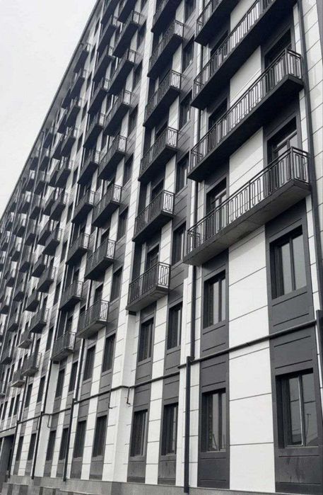 Срочно продается квартира готовая новостройка 53кв . Кадастр есть!!!