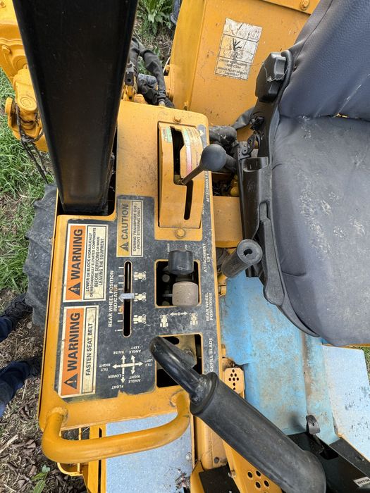 Sapator santuri case 560 trencher