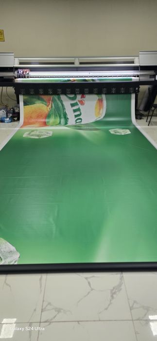 Reklama Afisha Banner Stend Pechat xarflar Arzon