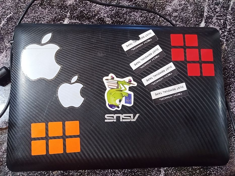 Продам ноутбук asus