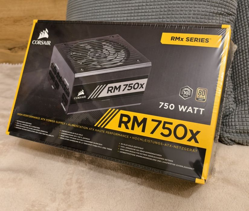 Блок питания Corsair rm750x