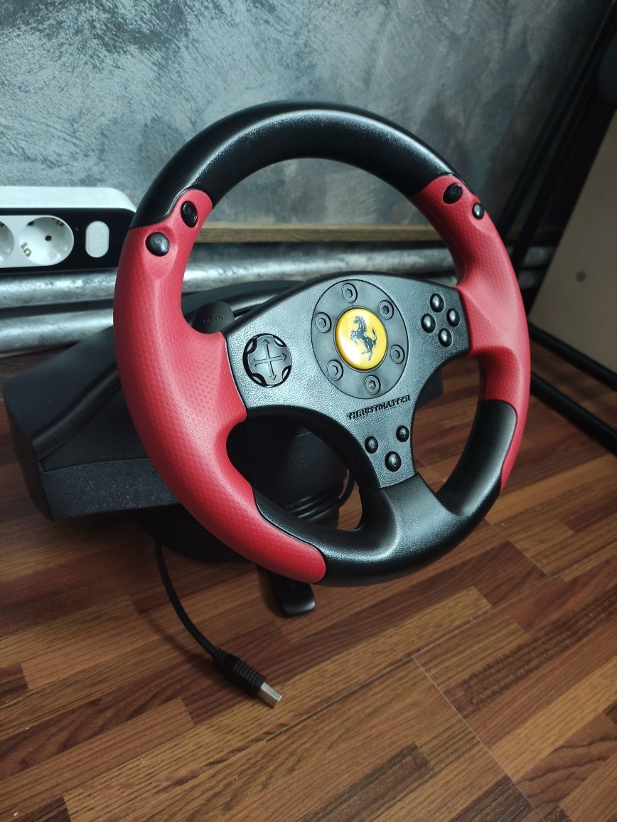 Volan Thrustmaster Ferrari Racing Wheel RED LEGEND EDITION