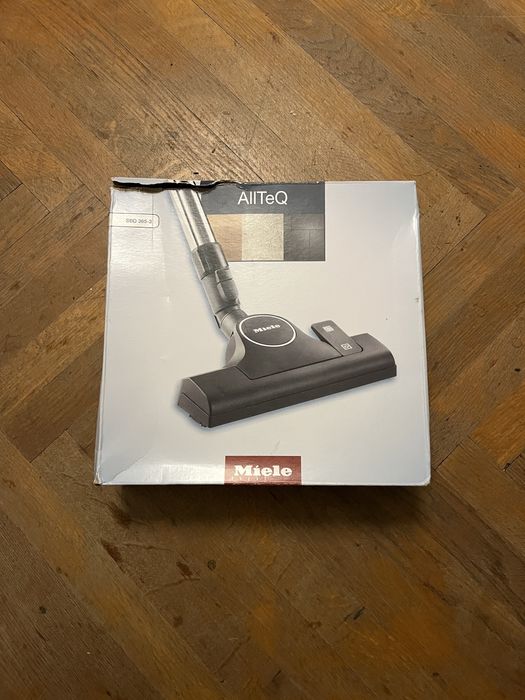 Vând perie Miele SBD365-3