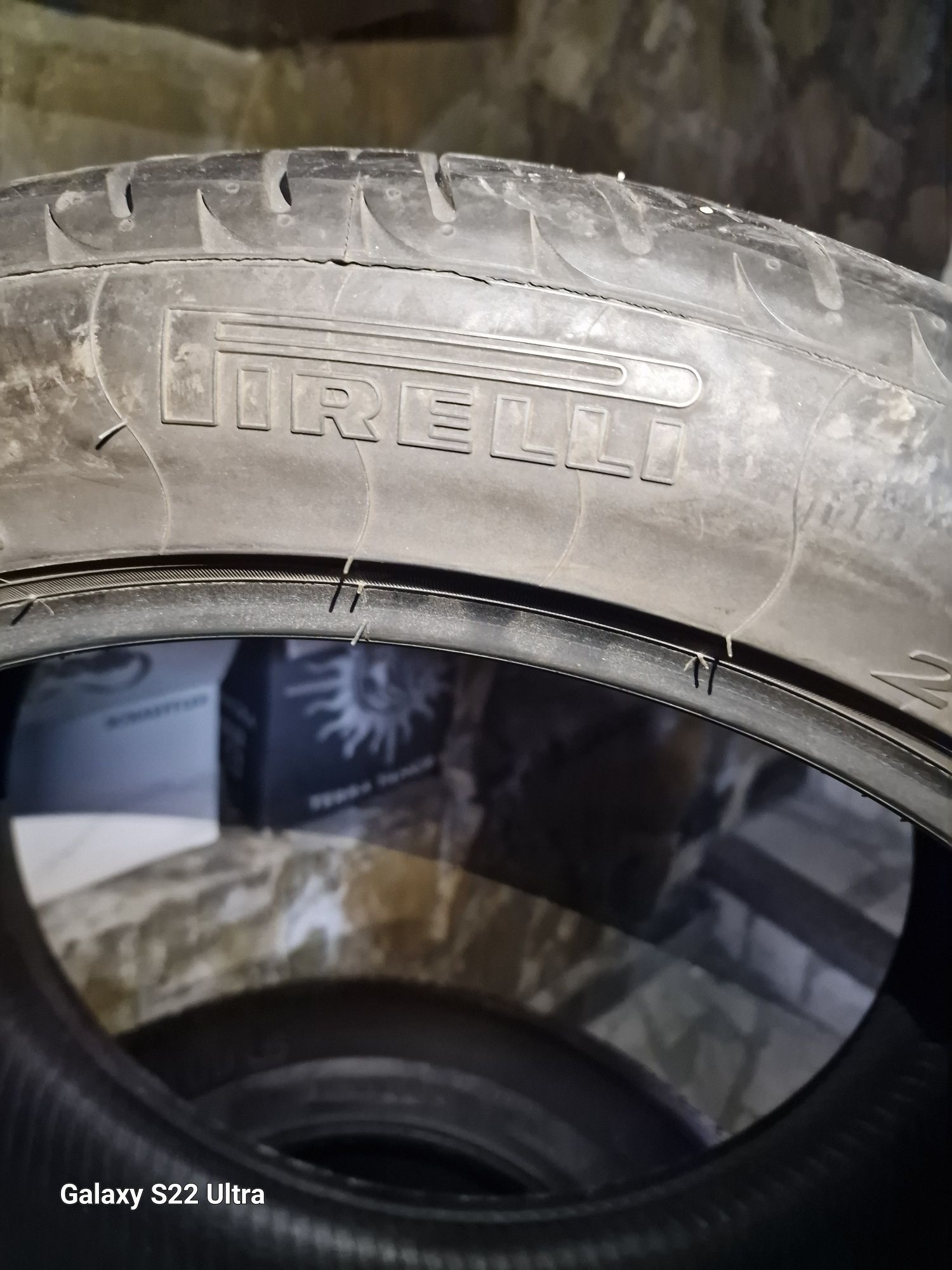295 40 22  Pirelli 6бр Замъка Ямбол