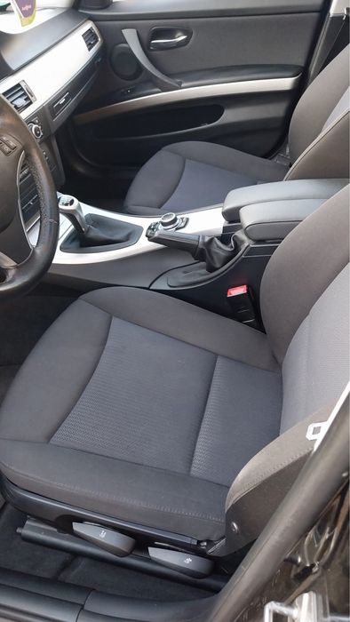 BMW E90 318I 2010 varianta Facelift, Cod motor N43, 143 Cai putere.