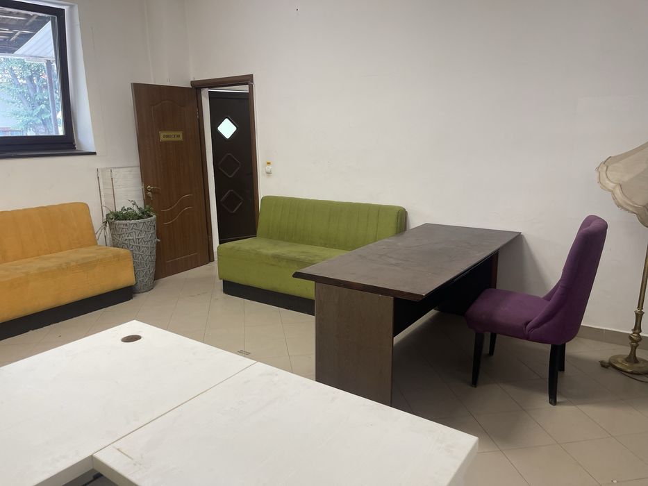 Apartament / Spatiu comercial + curte privată, ideal și pentru birou