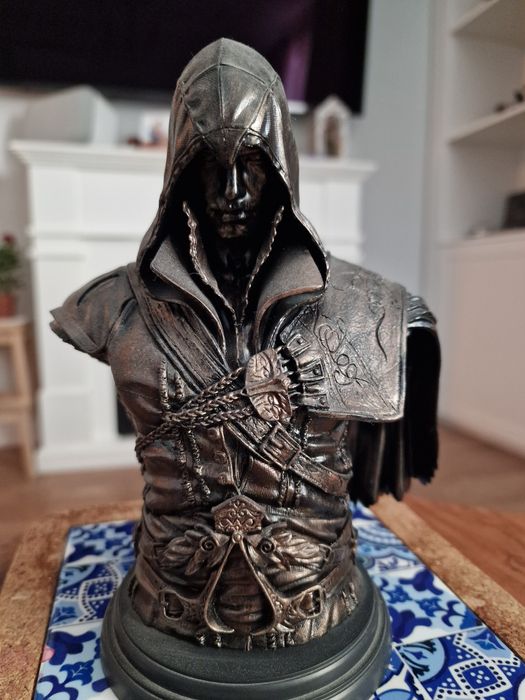 Pack: Bust Bronze Assassin's Creed Altair + Ezio