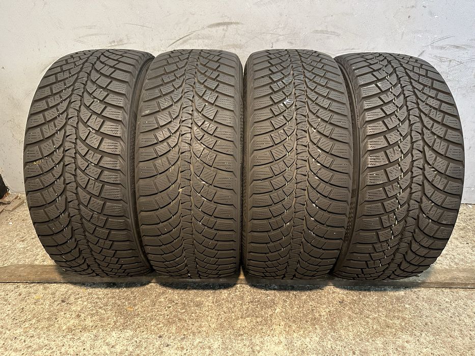 Гуми 225/45/17 KUMHO Wintercraft