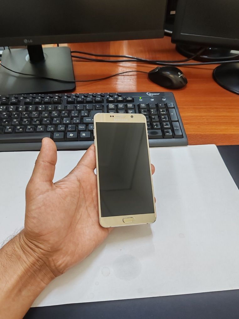 Samsung note 5 64gb(2020)ideal ochilmagan usta kurmagan aybi yuq