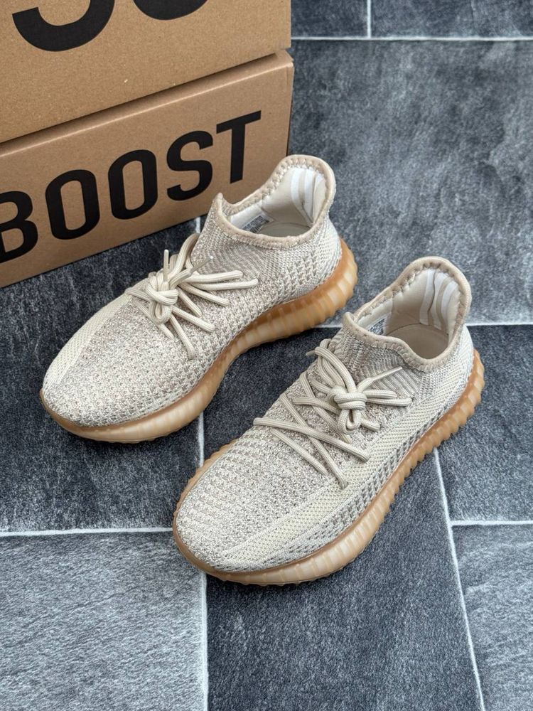 Adidasi Yeezy noi !!! Marimi 36/40 !!!