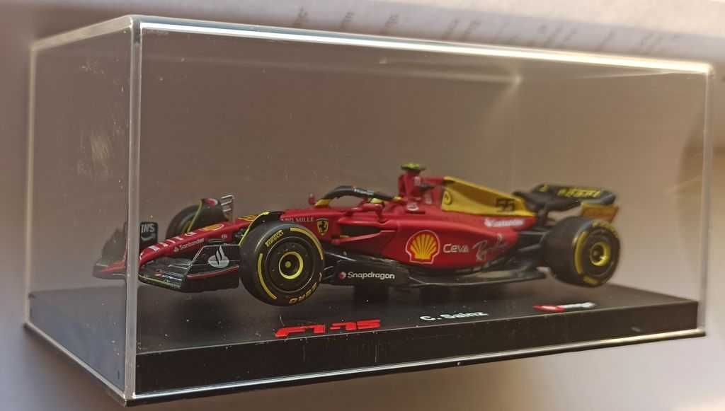 Macheta Ferrari F1-75 Sainz cu pilot Formula 1 Monza 2022- 1/43 F1