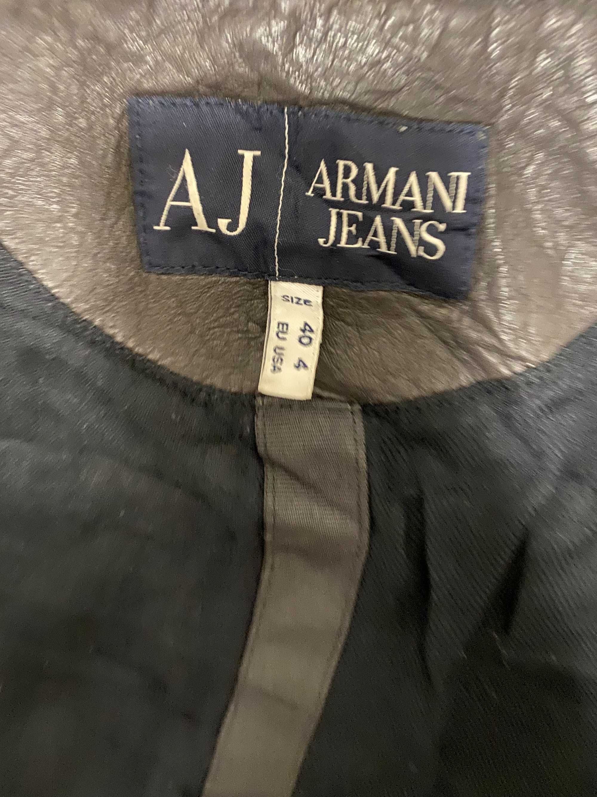 ''Armani Jeans''оригинално дамско кожено яке S размер