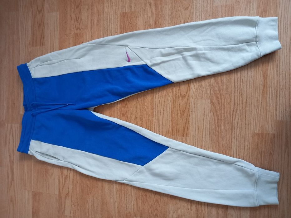 Pantaloni trening dama Nike
