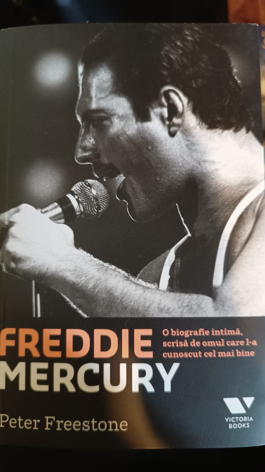 Cartea Freddie Mercury o biografie