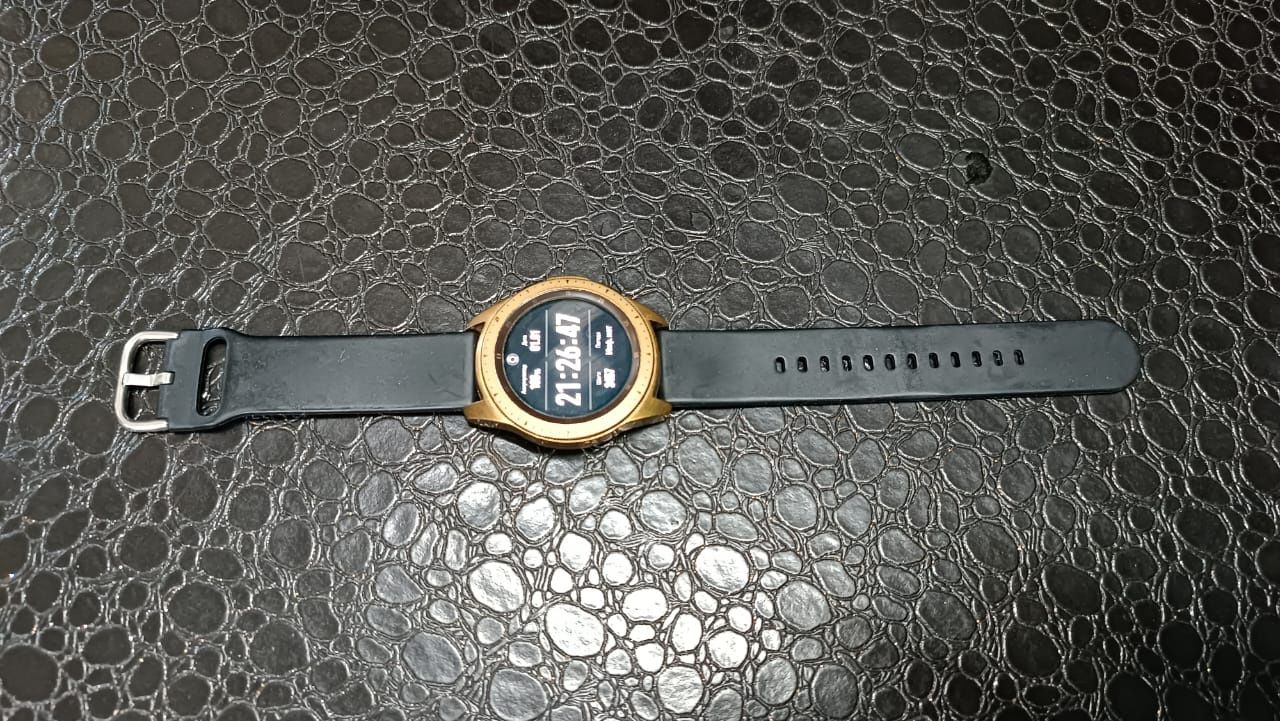 Продам Смарт Часы SAMSUNG