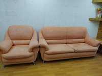 Продается комплект 2 дивана и 1 кресло