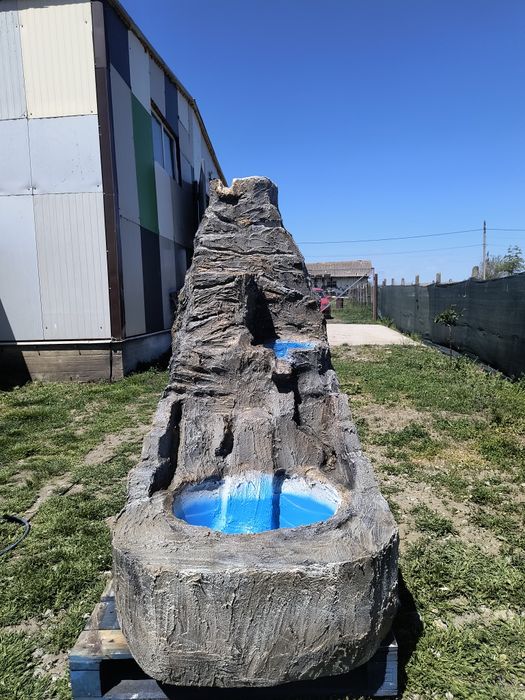 Fântâni arteziene cascade