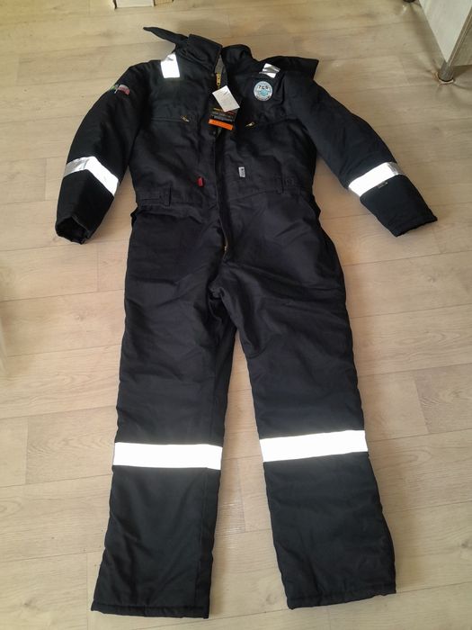 Спец одежда зимняя BORKIT новая, можно и на свадьбу одевать,и в аул!