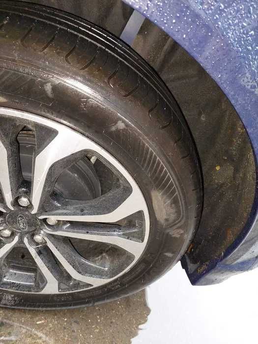 Vand anvelope Goodyear 215/ 55 R17 98 W  - Ford Puma 350 ron /buc-vara