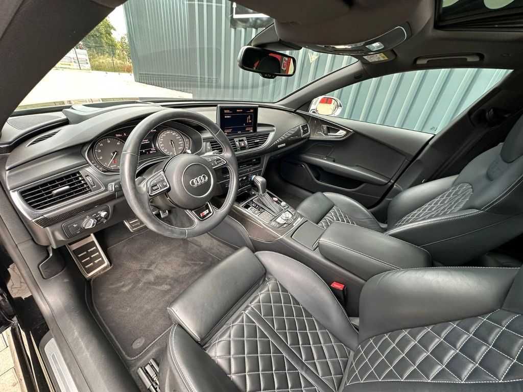 AUDI S7 4.0TFSI На Части