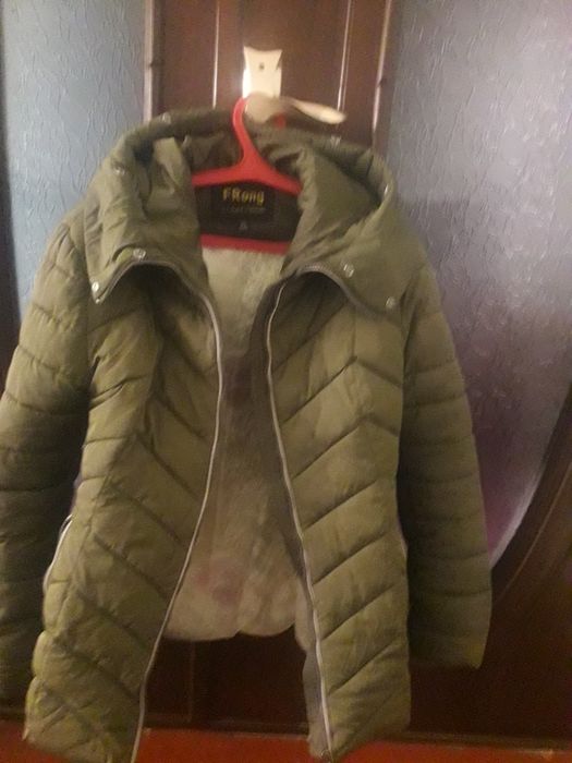 Продаётся женская курточка