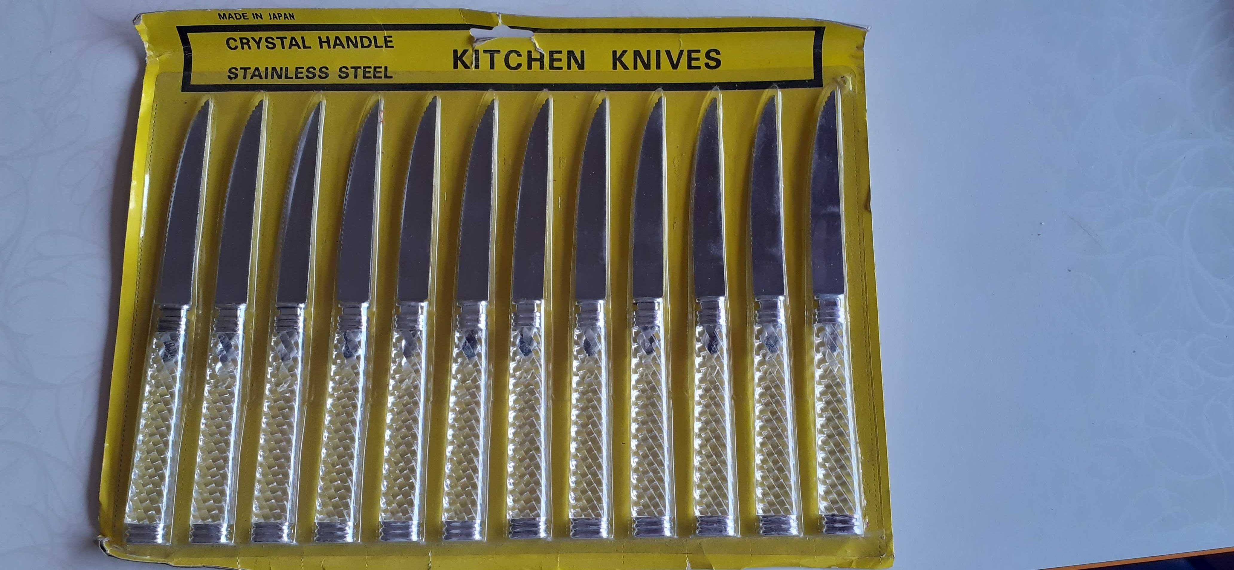 Комплекти по 12 ножчета за плодове