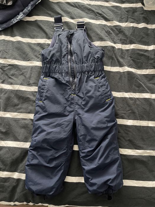 Ски екипировка / космонавт за бебе 12-18м