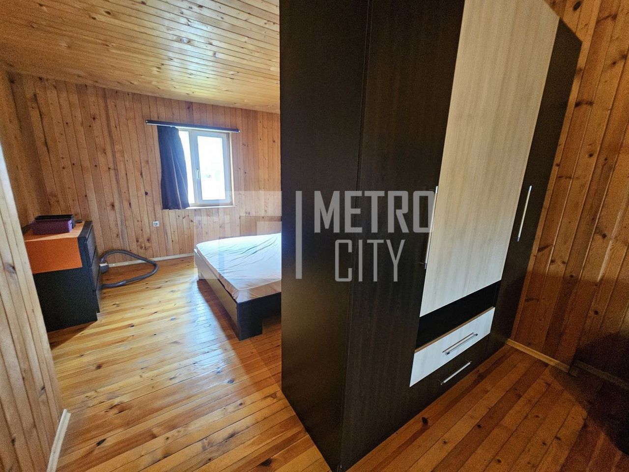 Дава се под наем Едностаен апартамент в София, Център - 45 кв.м за 357 € - Снимка #6