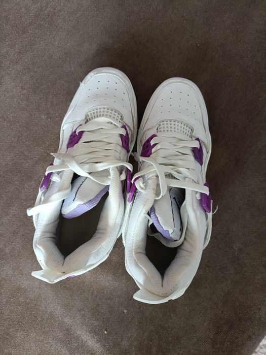 Adidași jordan  mare 37