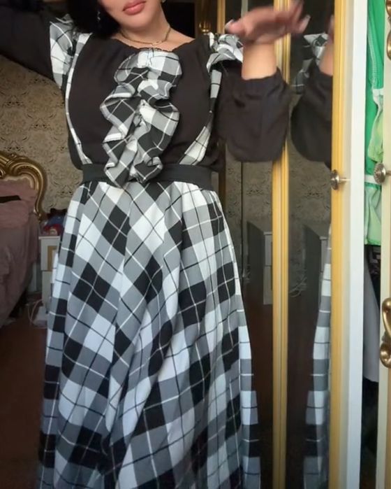 Sarafan in csrouri bkuza si fusta