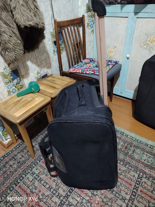 Продам дорожную сумку.