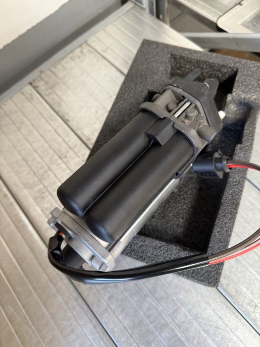 Compresor perne aer bmw seria7 g11 g12 g30 audi a7 c8 a8 d4 a6 c8 nou