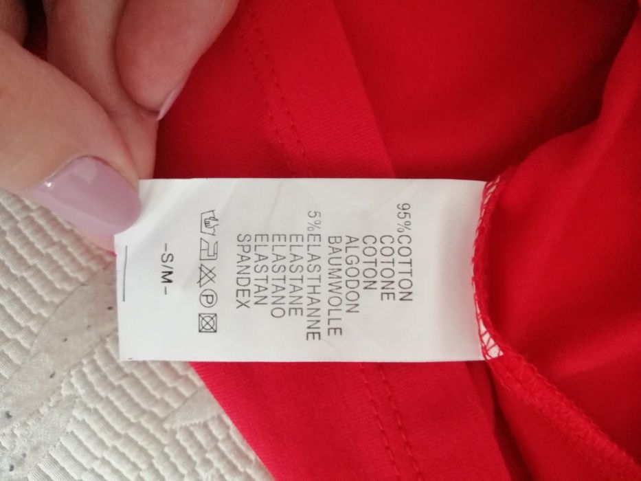 Дамска блуза с уникална декорация