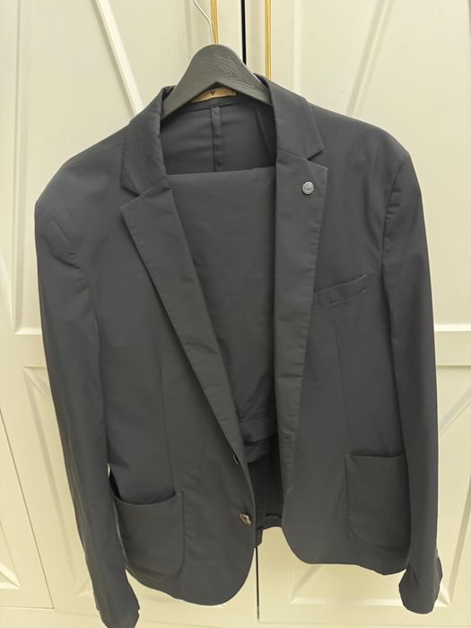 Костюм мужской фирменный