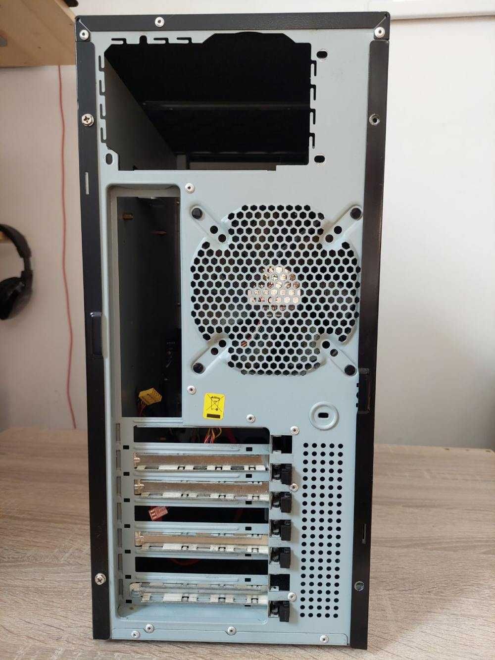 Компютърна кутия Cooler Master