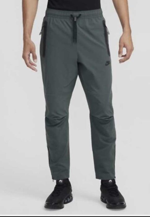 Nike tech woven pants size XL