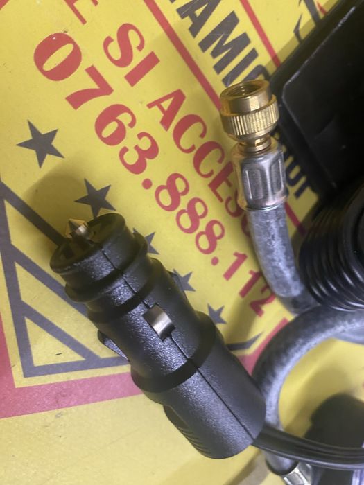 Compresor auto umflat roti original Mercedes 12 V 240W Made in GERMANY