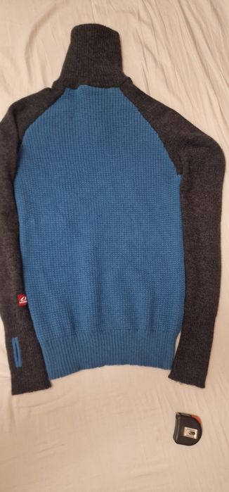 Pulover din 100% lănă de oaie merino Ulvang marimea L unisex