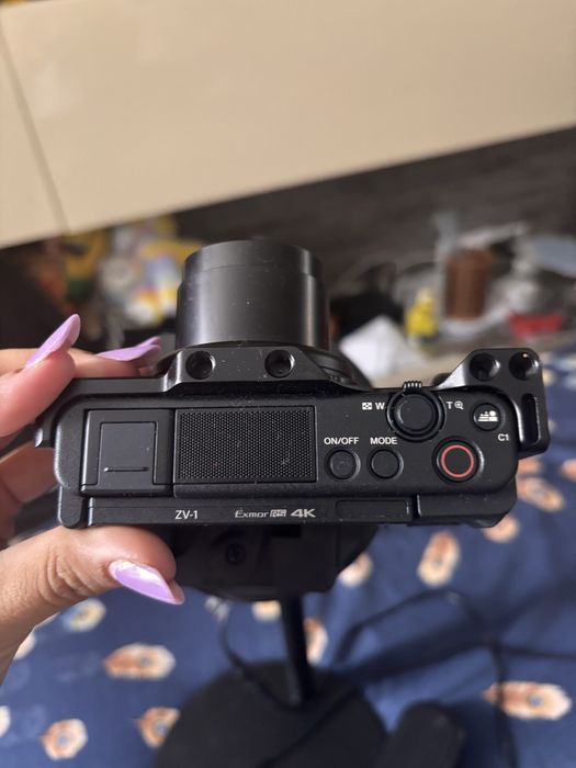 Sony ZV-1. Cameră compactă pentru vlogging / content creation