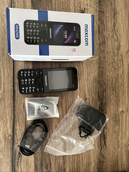Telefon mobil Maxcom