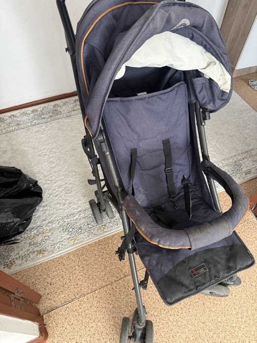 Коляска детская б/у отдам бесплатно самовывоз