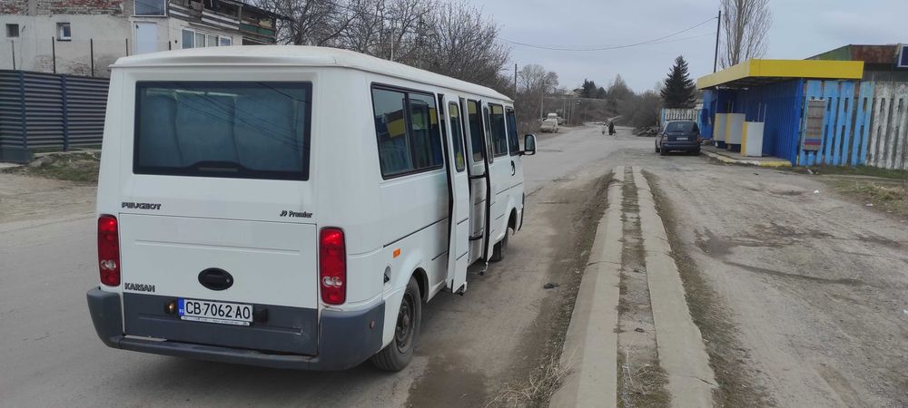 Бус Пежо J9, 22 места.