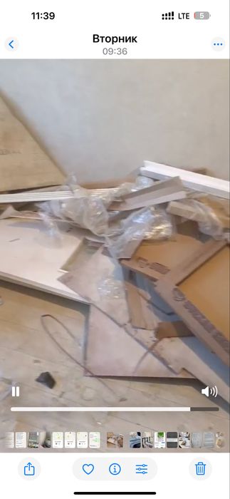 3 двери советские  и мусор для разжигания печки.