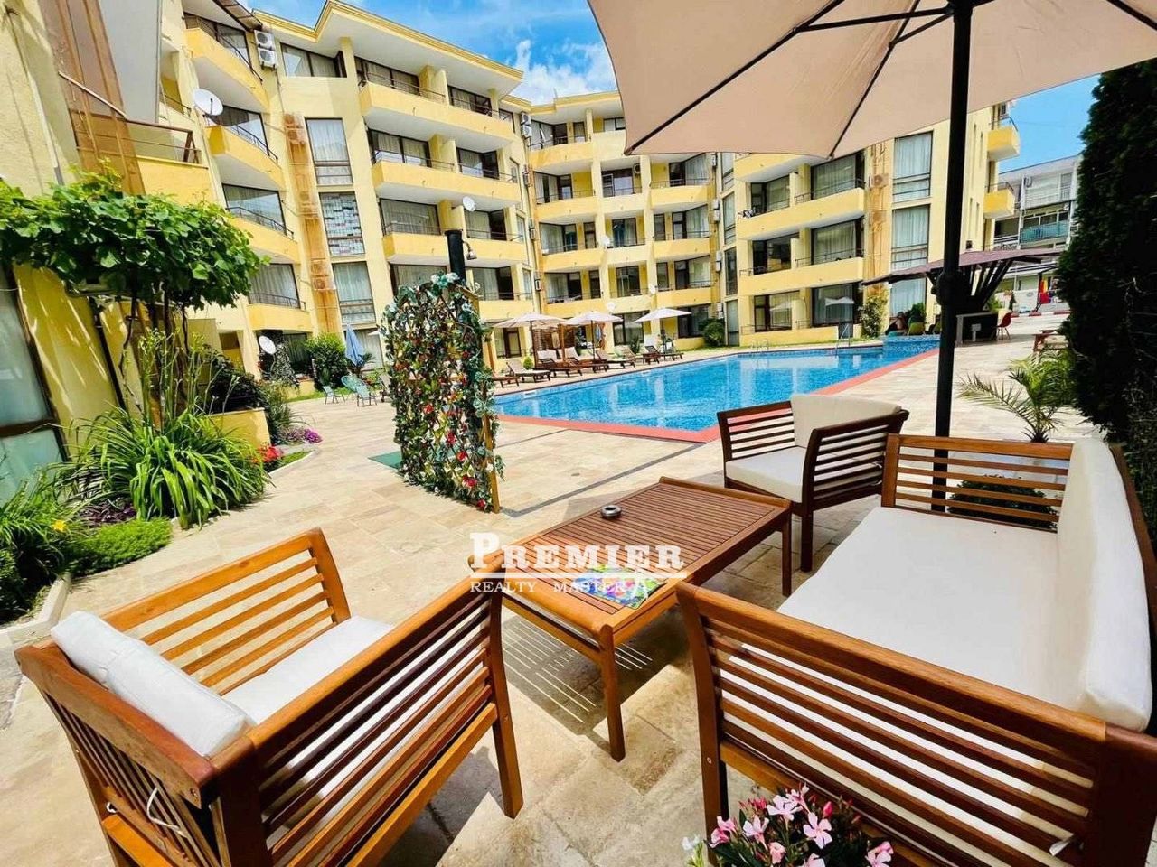 Продава се Двустаен апартамент в к.к. Слънчев бряг - 76 кв.м за 1106 €/кв.м - Снимка #5