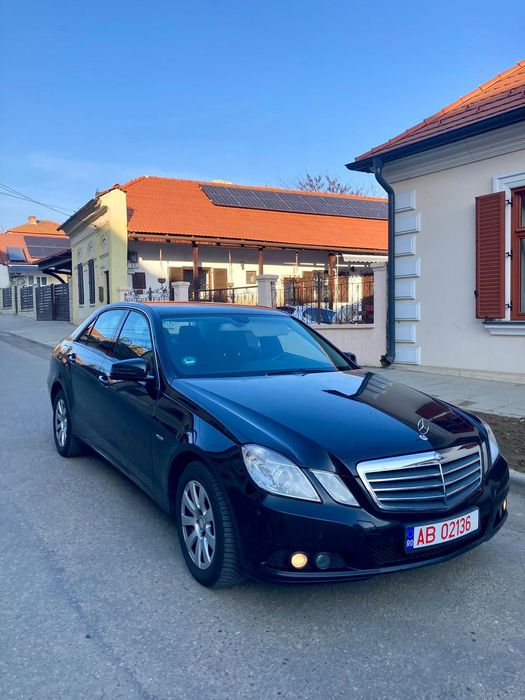 Vând Mercedes eclas 350