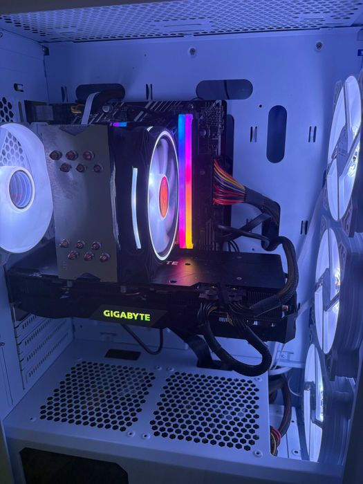 Calculator gaming, Intel I5 10400, video 8GB GDDR6, RAM 16 GB,RGB,WiFi